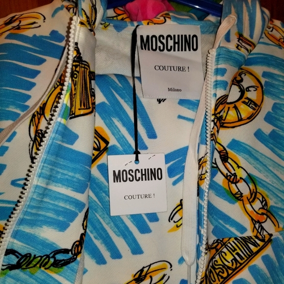 MOSCHINO Joggers Set with Crop Top  Hoodie - Picture 6 of 17
